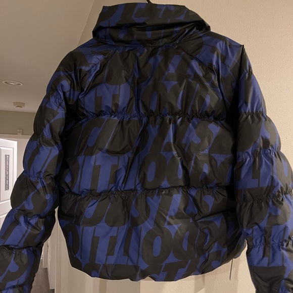 Nike Jacket XS - Picture 2 of 4